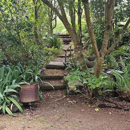 Fred&Donz Bed And Breakfast Lago Lago Taupo Exterior foto